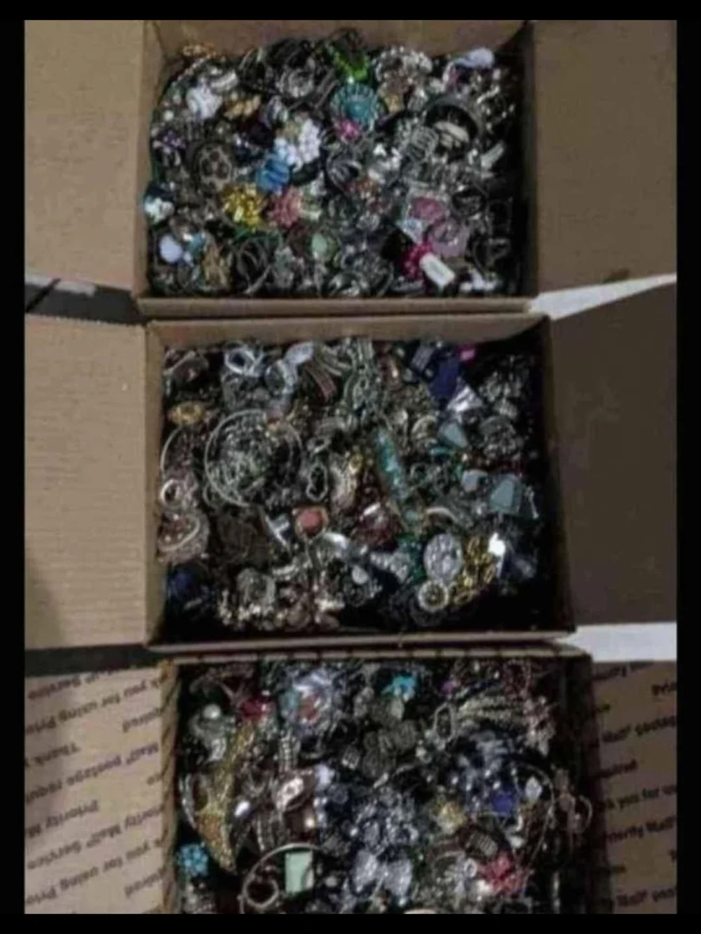 3 pounds jewelry lot costume vintage rings necklaces bracelets earrings pins